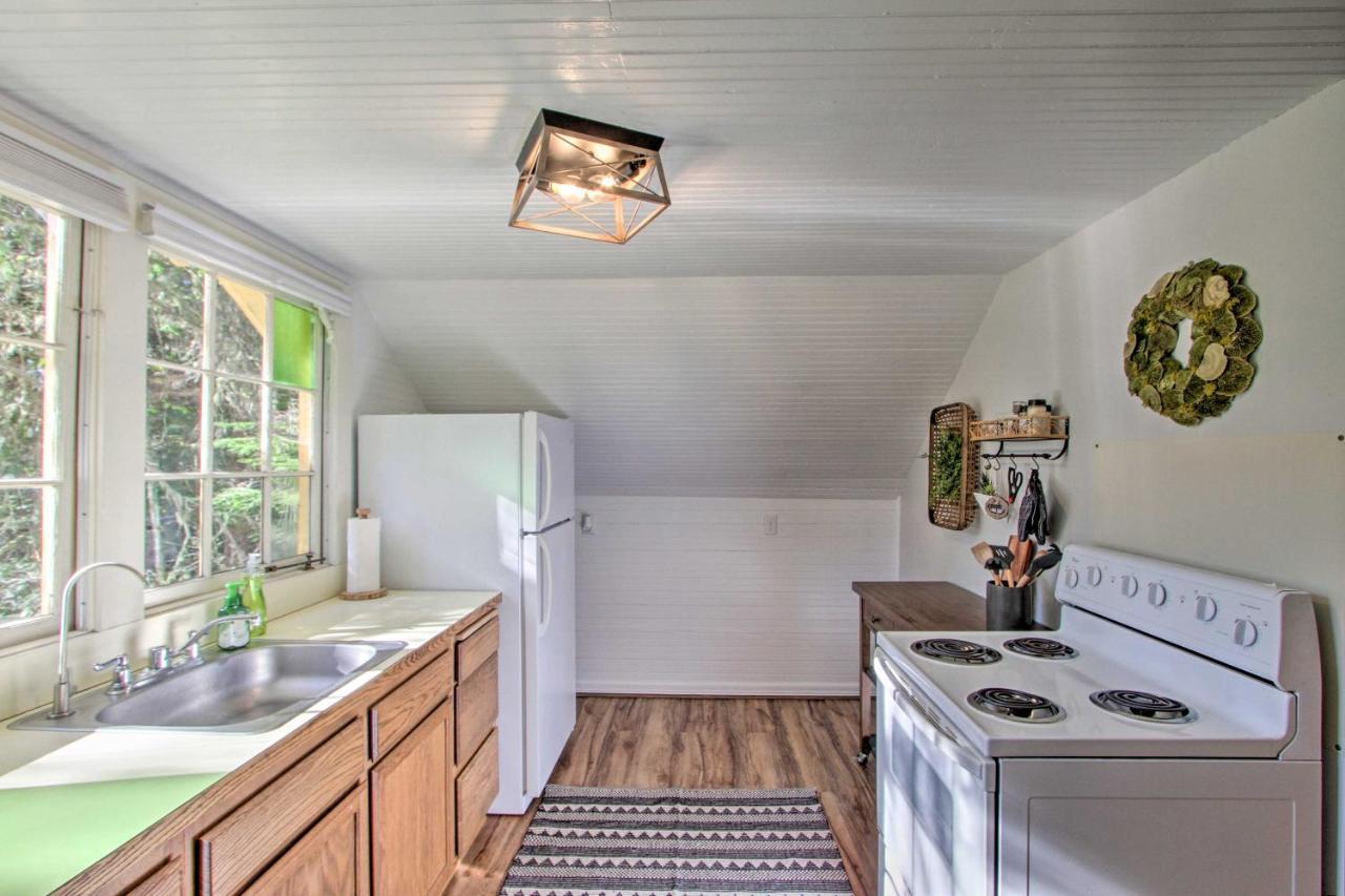 Owls Nest Studio With Hot Tub Hike Nearby! Ashford Exterior photo